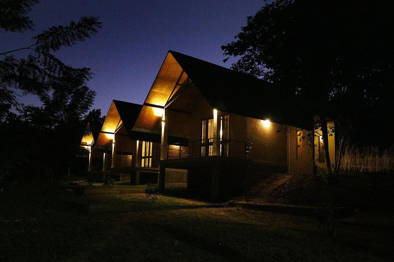 Hantara Udawalawa Udawalawe Bagian luar foto